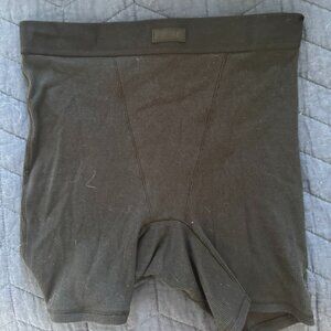 Skims Size Small Shorts